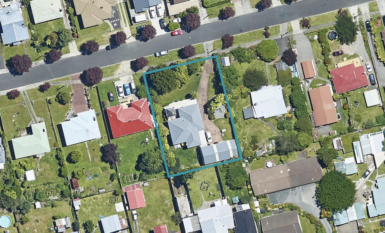14 Rutland Street, Utuhina, Rotorua - Carousel 1