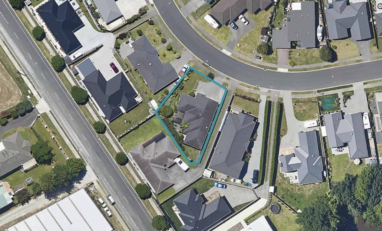 10 Maniaroa Drive, Katikati, Katikati - Carousel 1