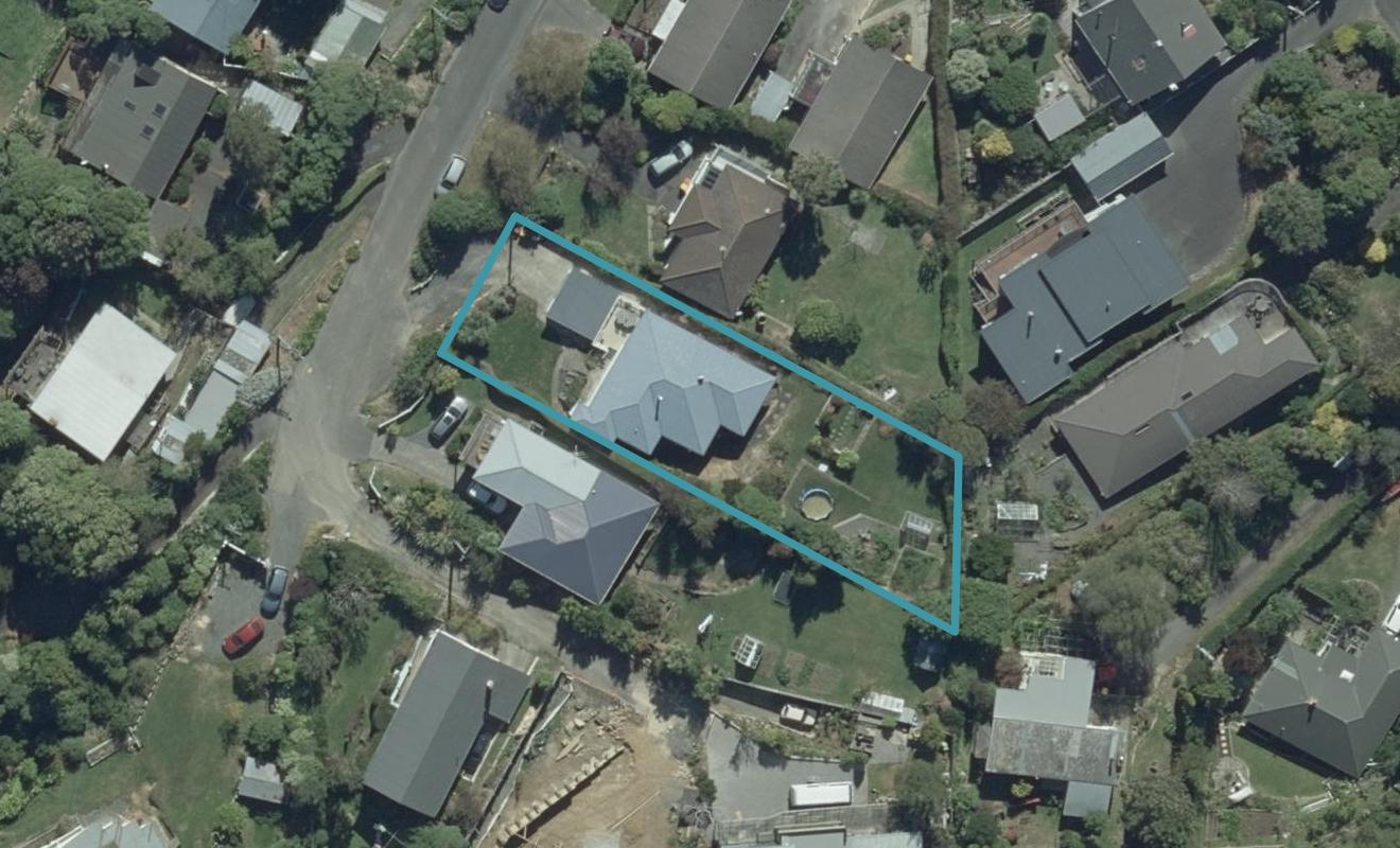 13 Jane Street, Macandrew Bay, Dunedin - Carousel 1