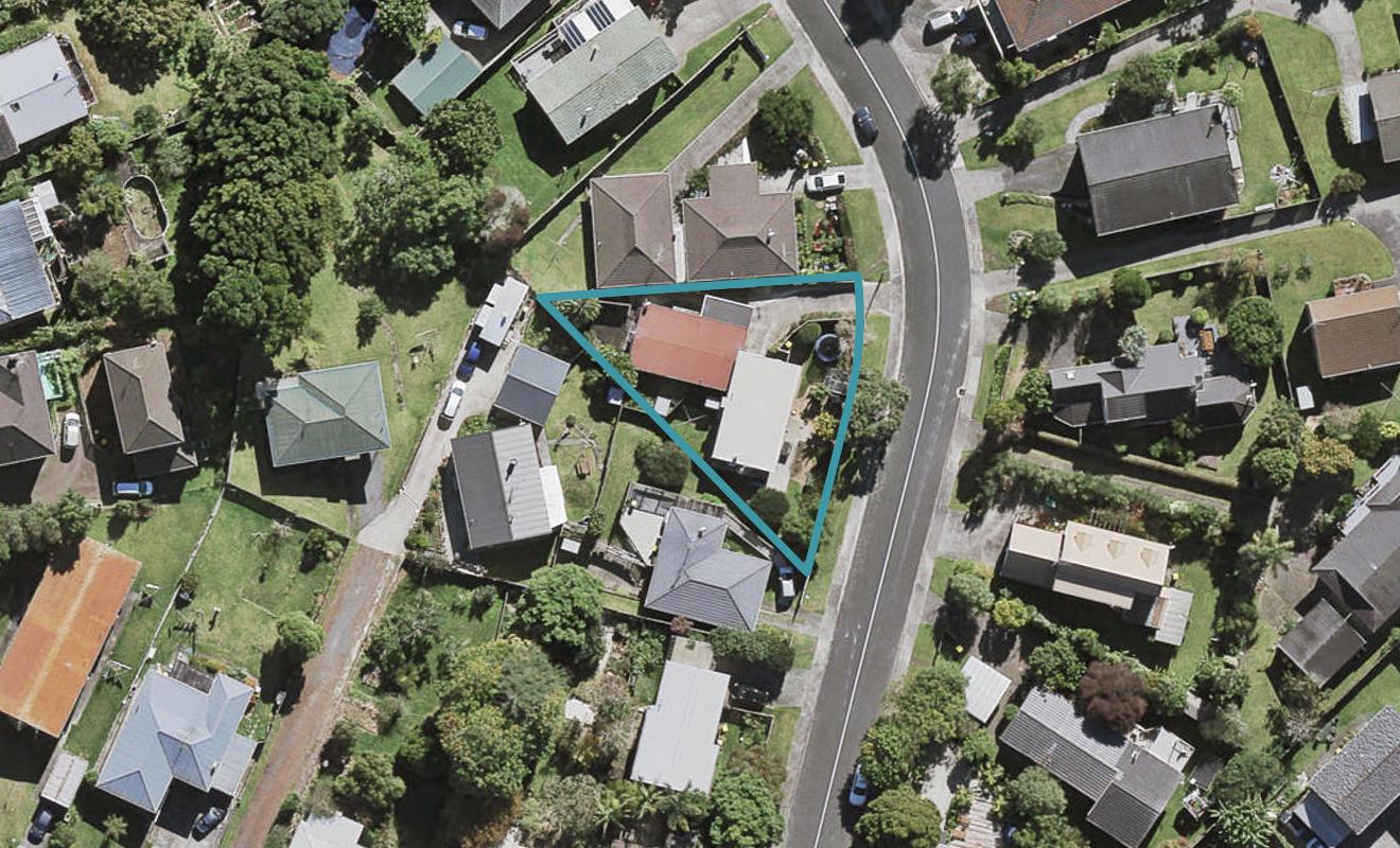 1/33 Halberg Street, Glenfield, Auckland - Carousel 1