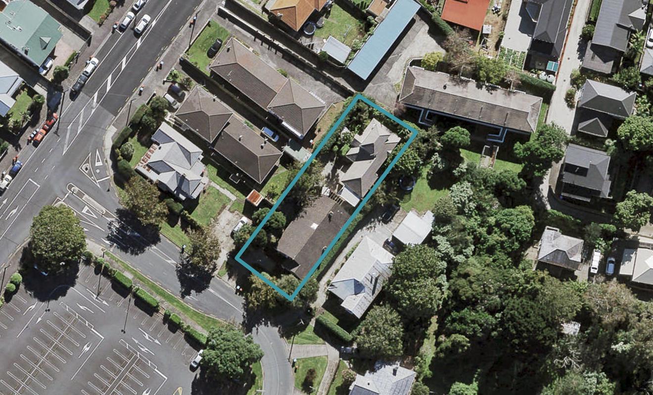 2A Exeter Road, Mount Albert, Auckland - Carousel 1