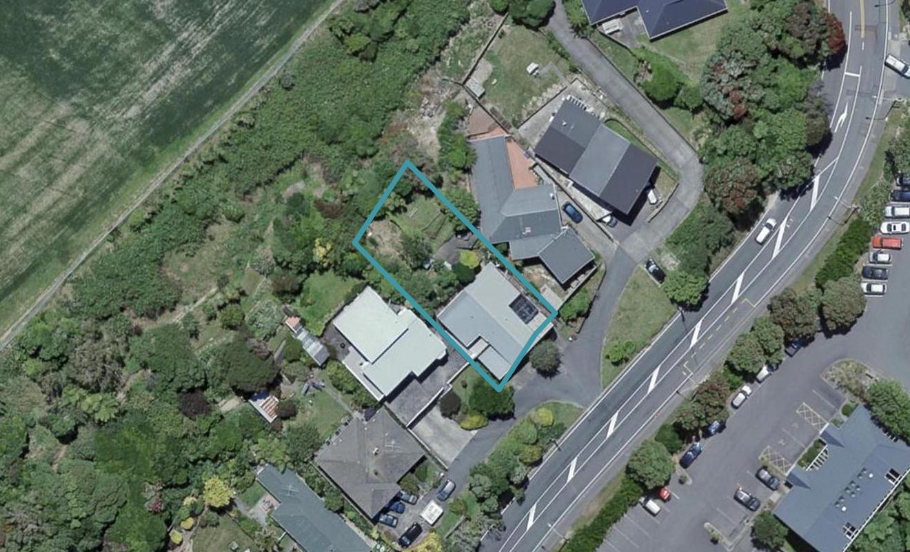 111B Churchill Drive, Crofton Downs, Wellington - Carousel 1