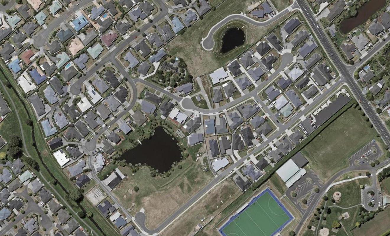 17 Bridford Way, Paraparaumu, Paraparaumu - Carousel 1