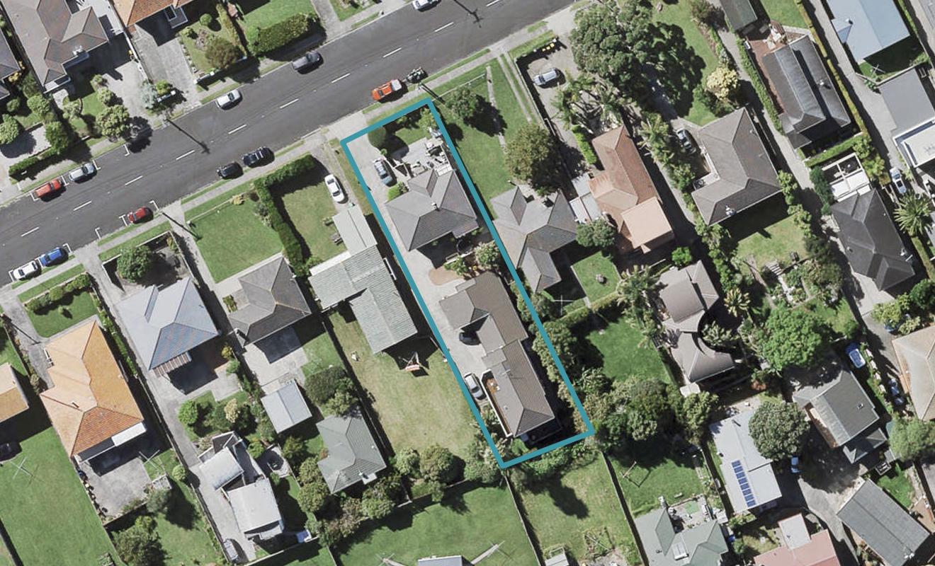 1/27 Williamson Avenue, Belmont, Auckland - Carousel 1