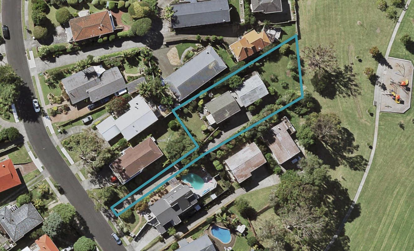 2/52 Knightsbridge Drive, Forrest Hill, Auckland - Carousel 1