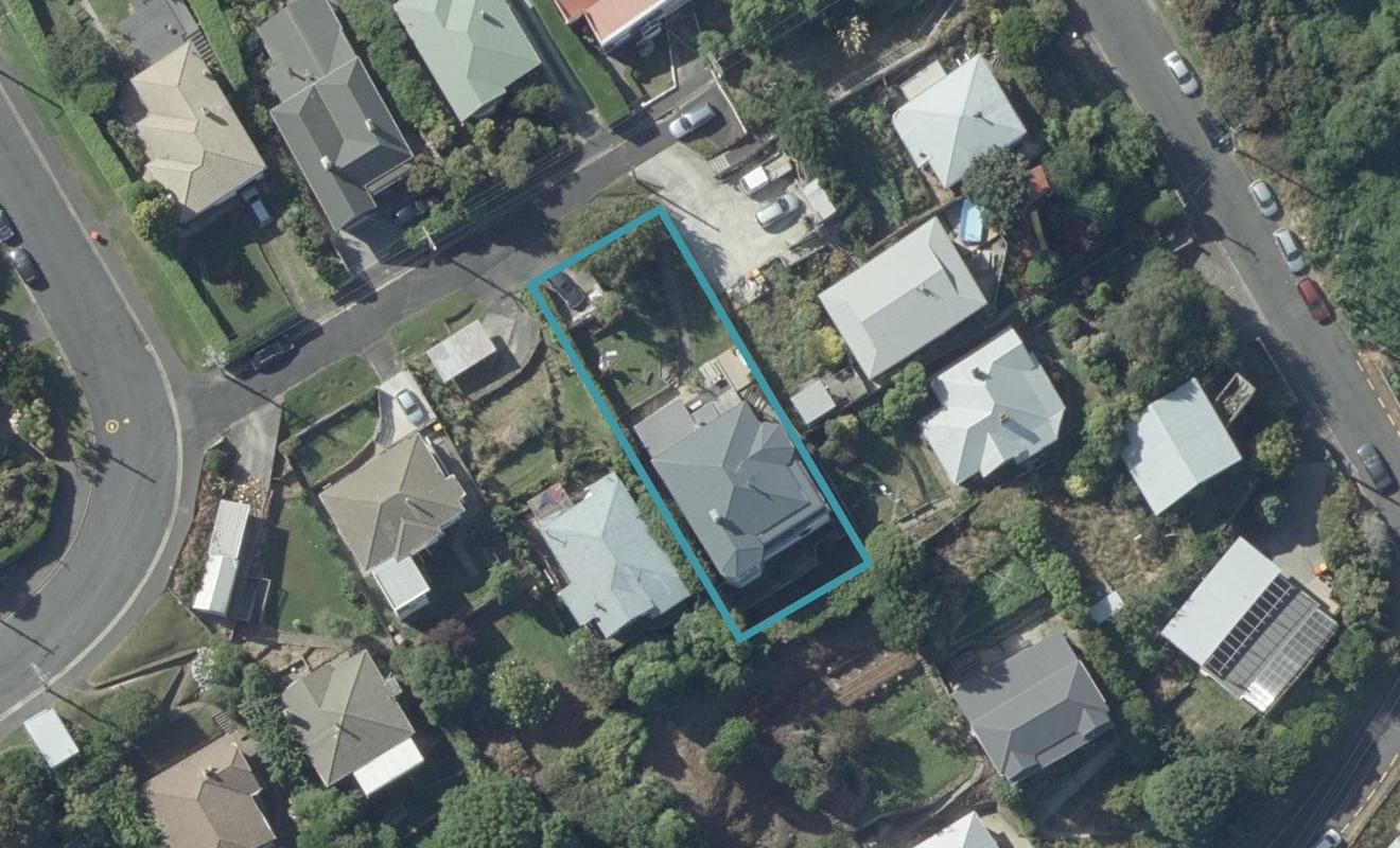 11 Dacre Court, Clyde Hill, Dunedin - Carousel 1