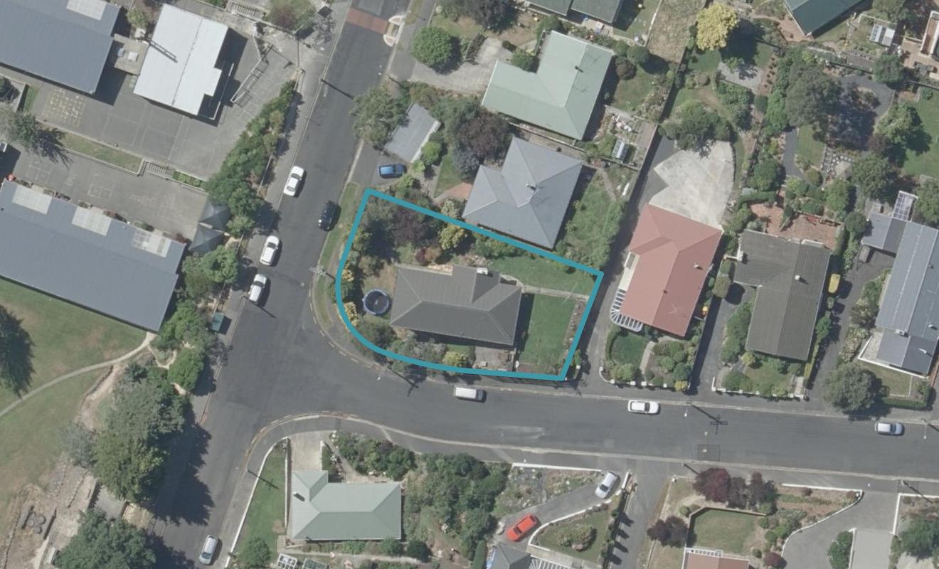 19 Mercer Street, Kenmure, Dunedin - Carousel 1