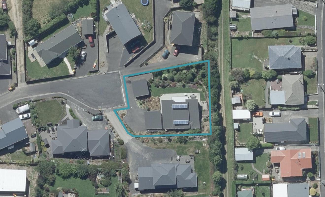 16 Sretlaw Place, Brockville, Dunedin - Carousel 1