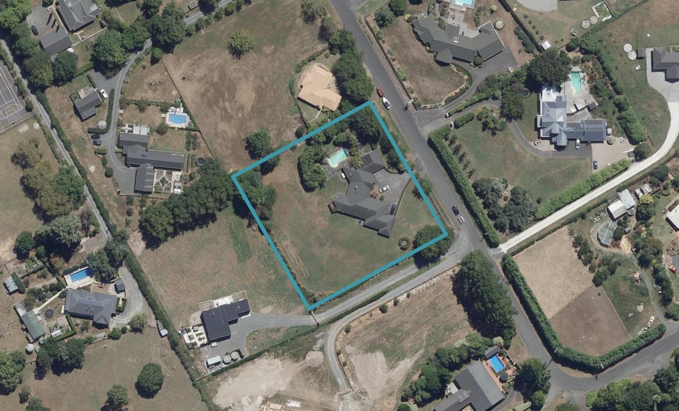 16 Cedar Park Road, Tamahere - Carousel 1