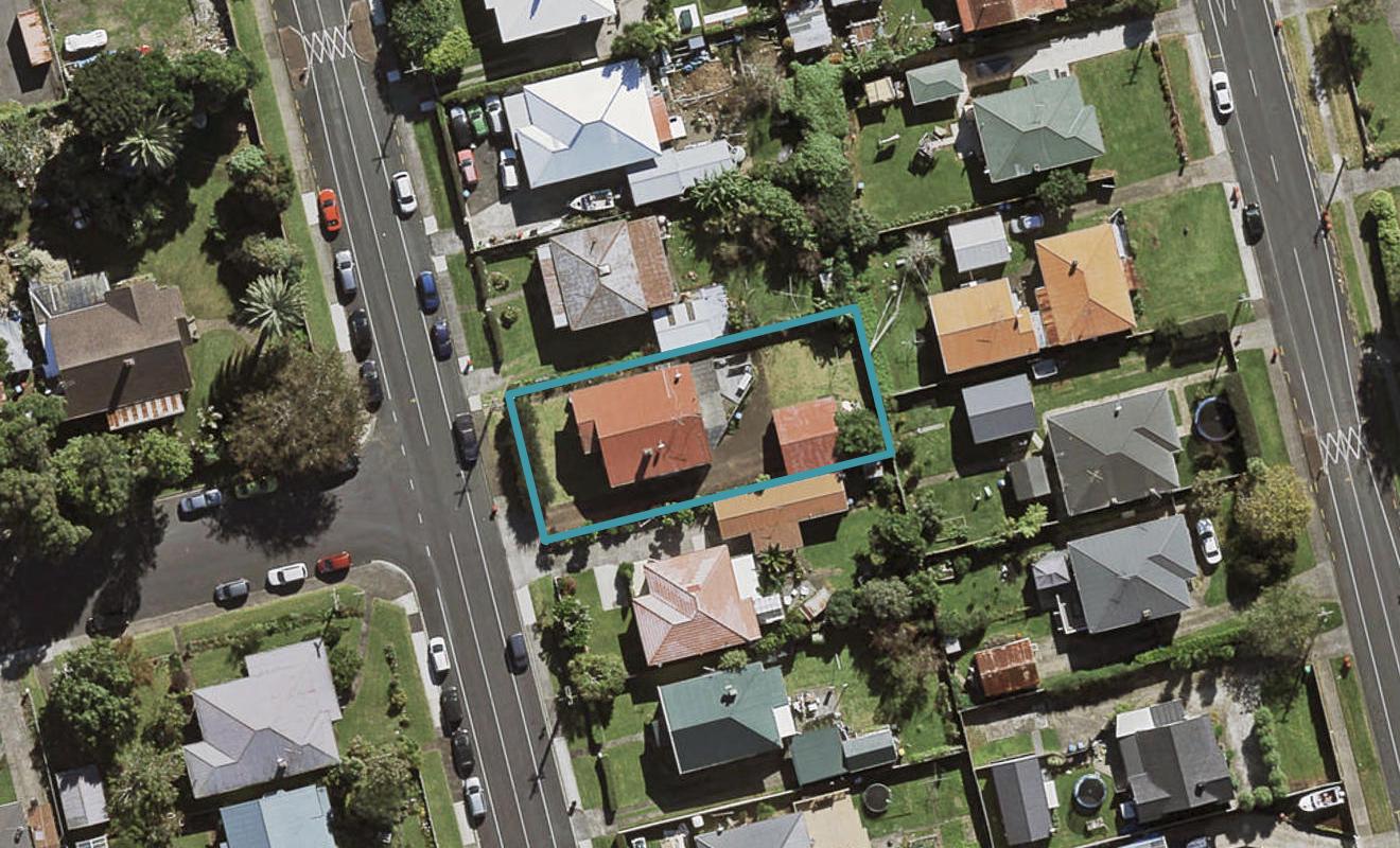 10 Tamaki Avenue, Otahuhu, Auckland - Carousel 1