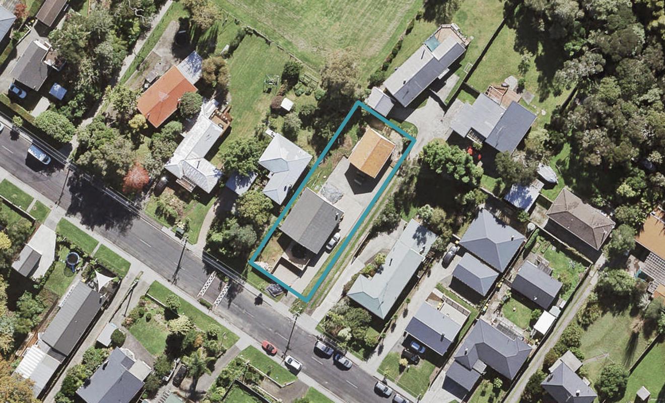 2/31 Lauderdale Road, Birkdale, Auckland - Carousel 1