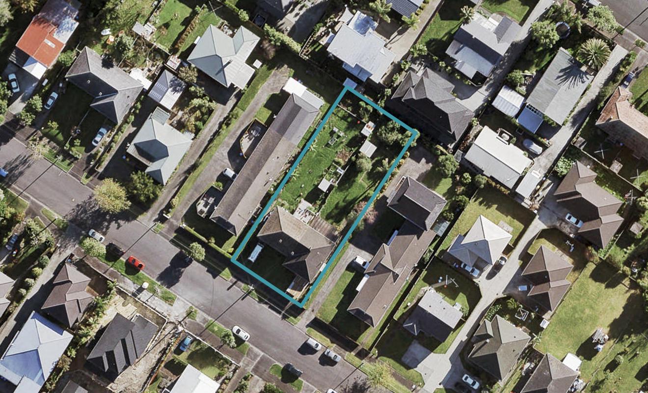 2/61 Alford Street, Waterview, Auckland - Carousel 1