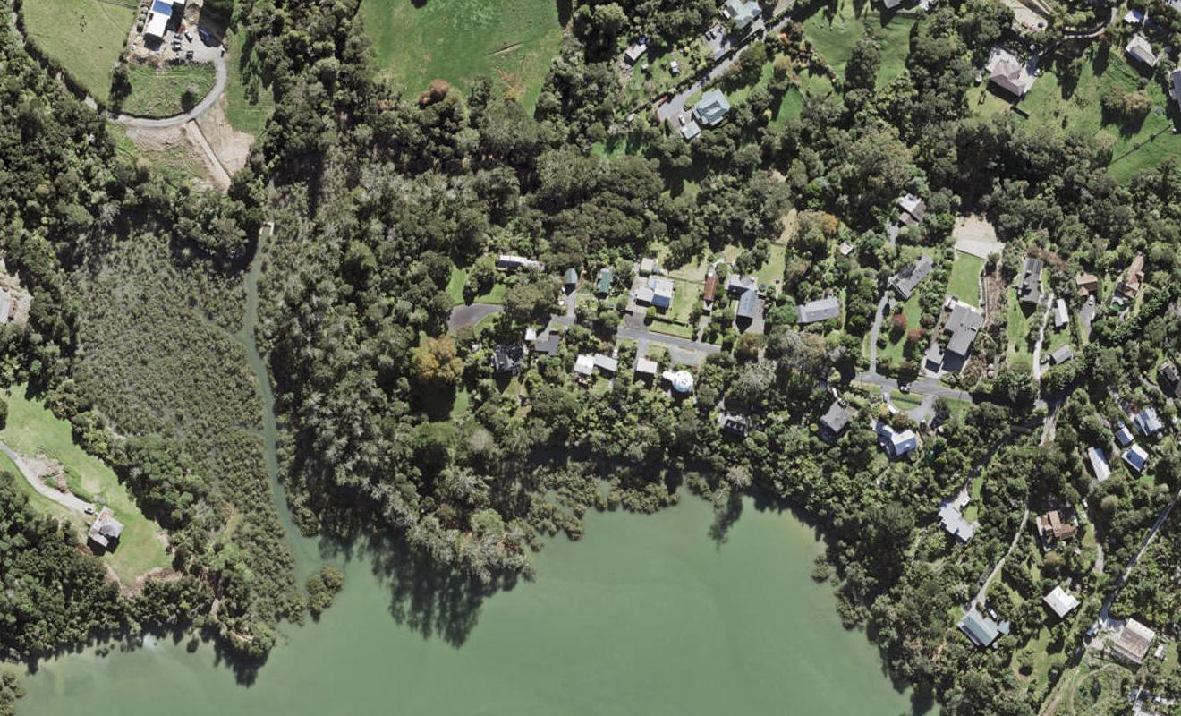 55 Chatham Avenue, Paremoremo, Auckland - Carousel 1