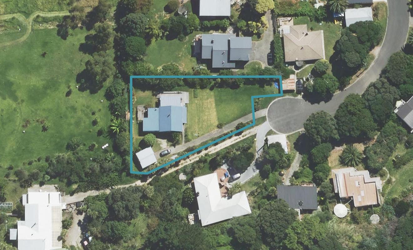 7 Tuahine Crescent, Wainui, Gisborne - Carousel 1