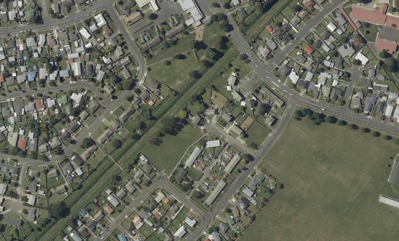16 Opie Place, Highbury, Palmerston North - Carousel 1
