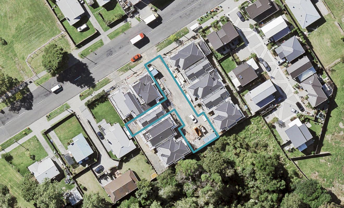 4 Manaaki Circle, Wai o Taiki Bay, Auckland - Carousel 1
