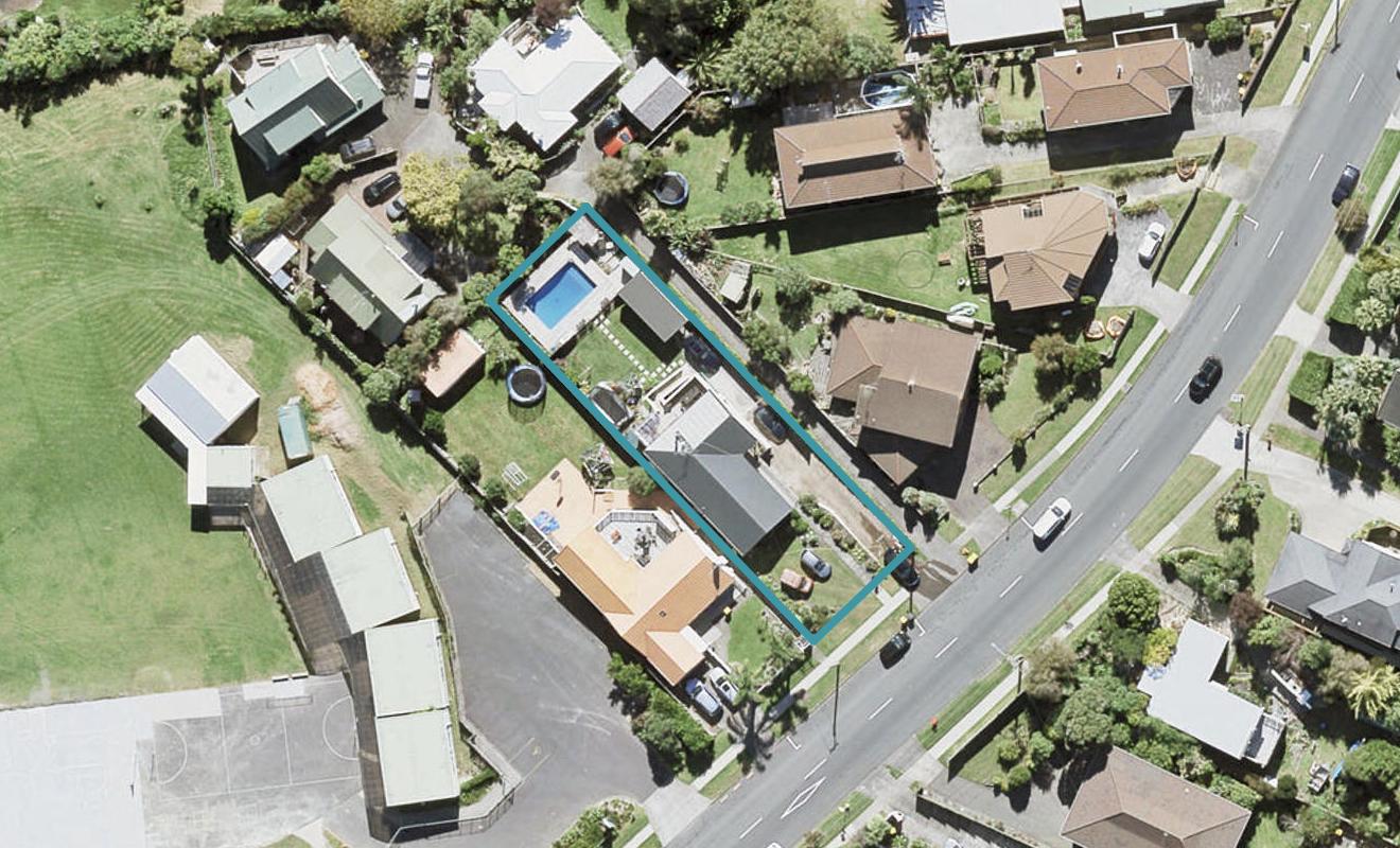 68 Deep Creek Road, Torbay, Auckland - Carousel 1
