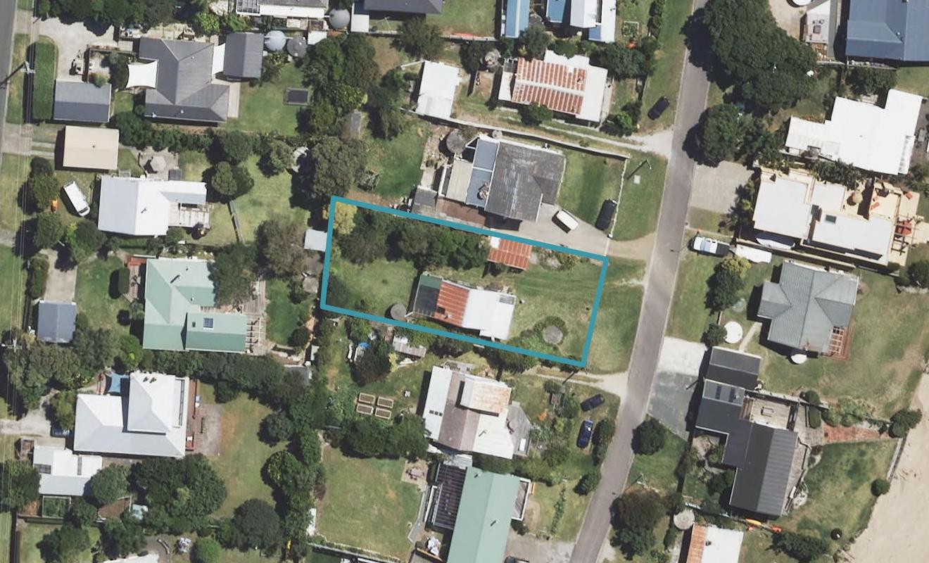 21 Pare Street, Wainui, Gisborne - Carousel 1