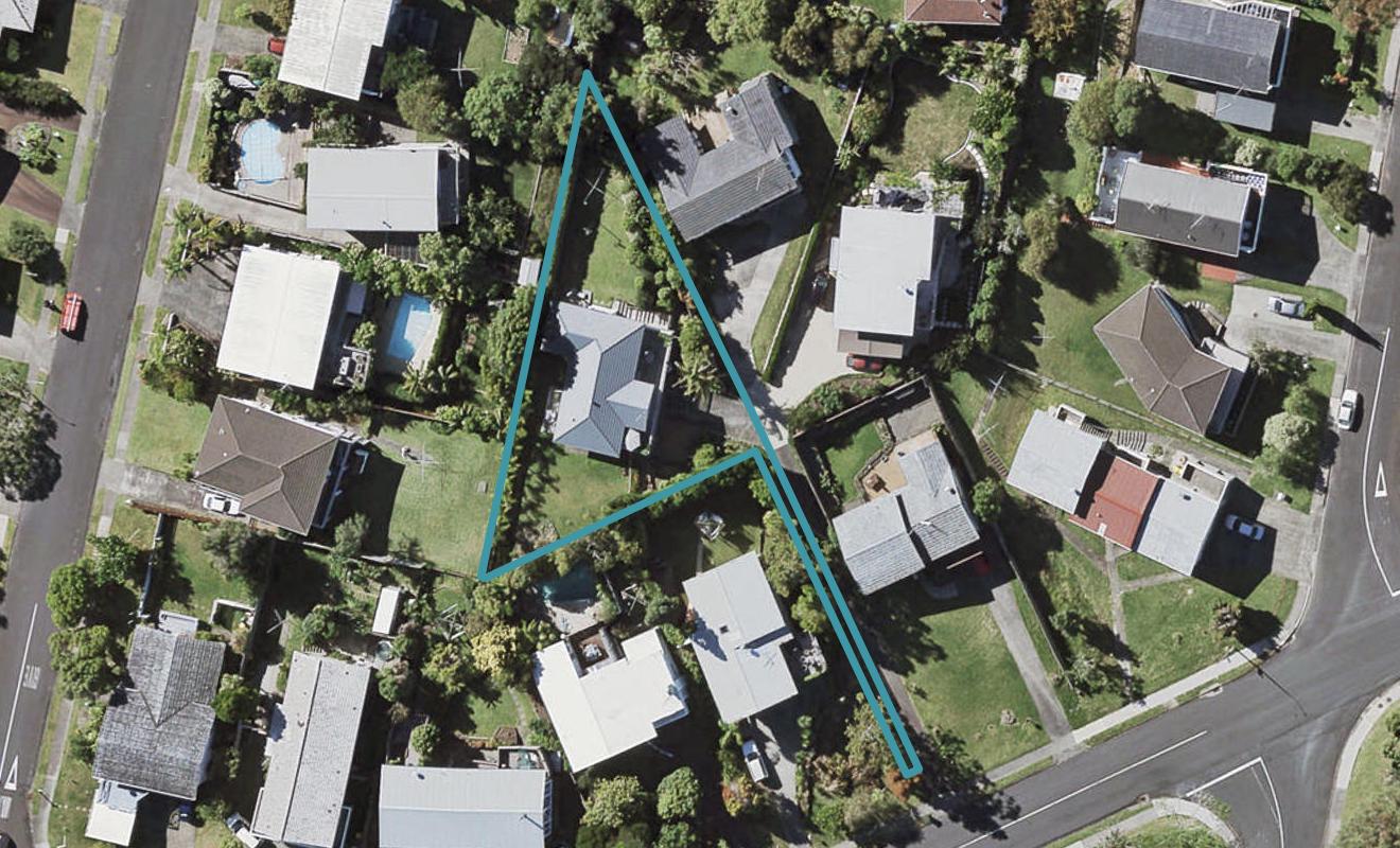 39 Richards Avenue, Forrest Hill, Auckland - Carousel 1
