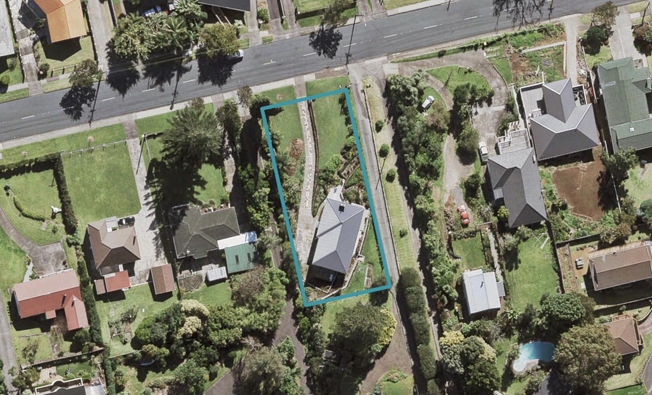 71 Taylor Road, Mangere Bridge, Auckland - Carousel 1