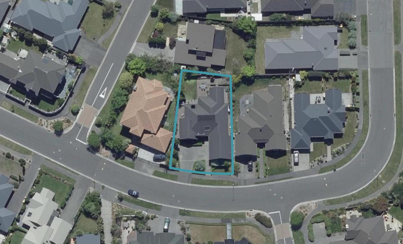 32 Bottle Lake Drive, Parklands, Christchurch - Carousel 1