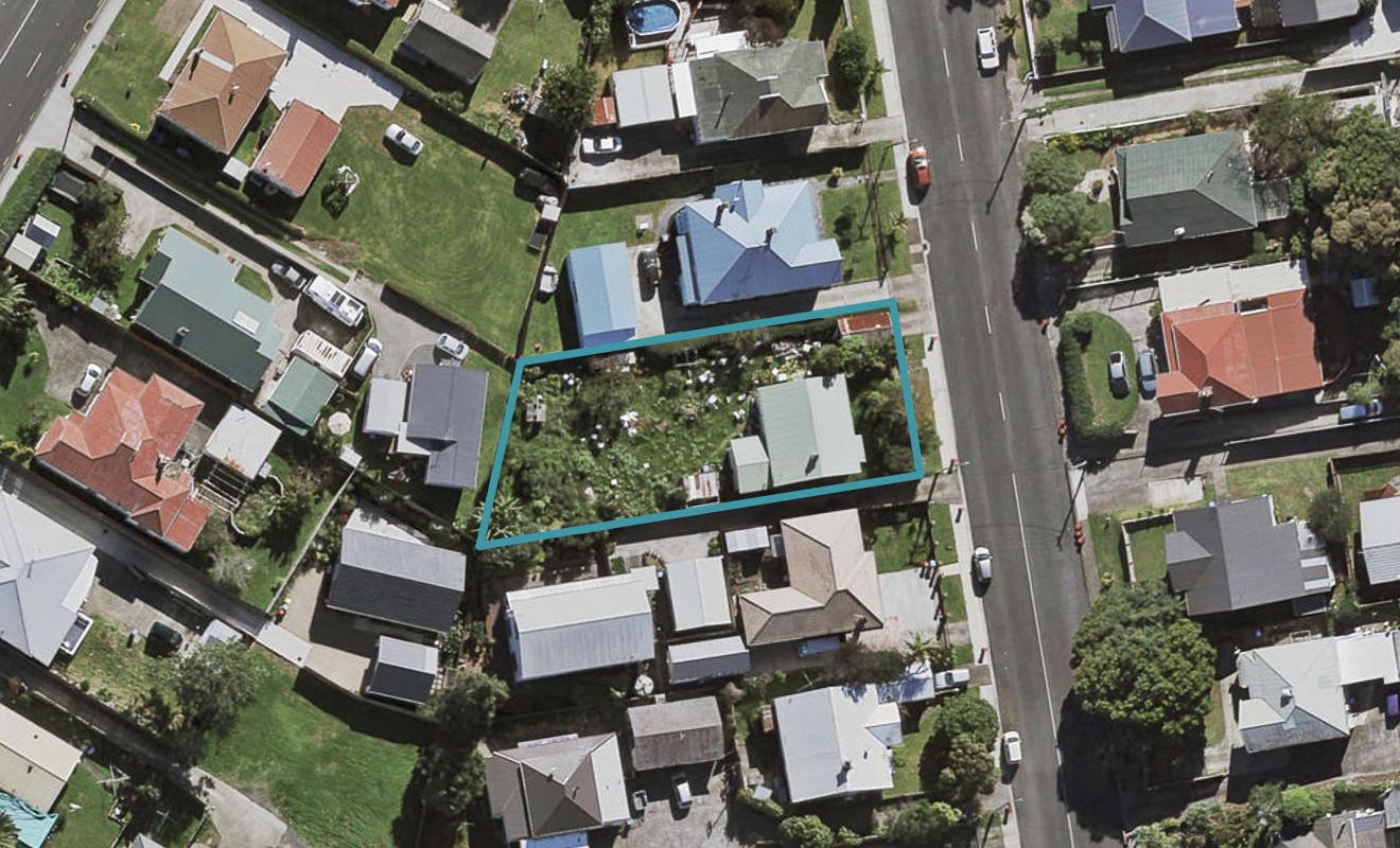 7 Golf Avenue, Otahuhu, Auckland - Carousel 1