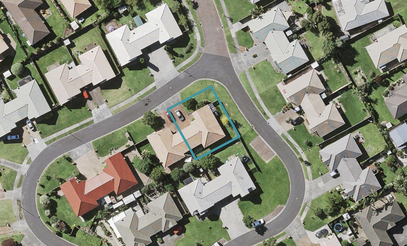 2 Fernbrook Close, Burswood, Auckland - Carousel 1