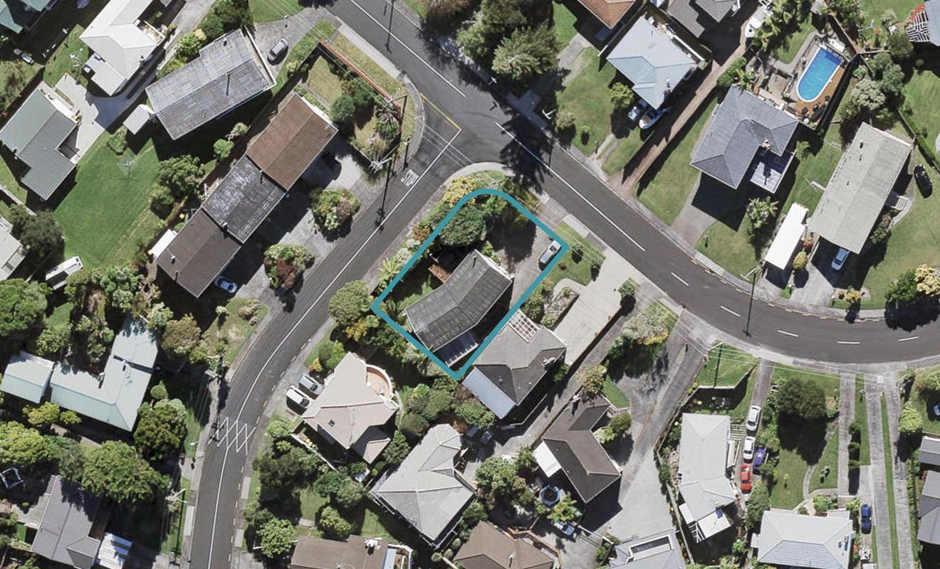 23 Jaemont Avenue, Te Atatu South, Auckland - Carousel 1