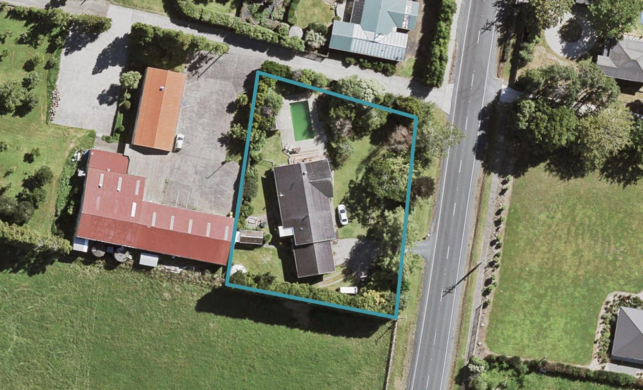 108 Taupaki Road, Henderson - Carousel 1