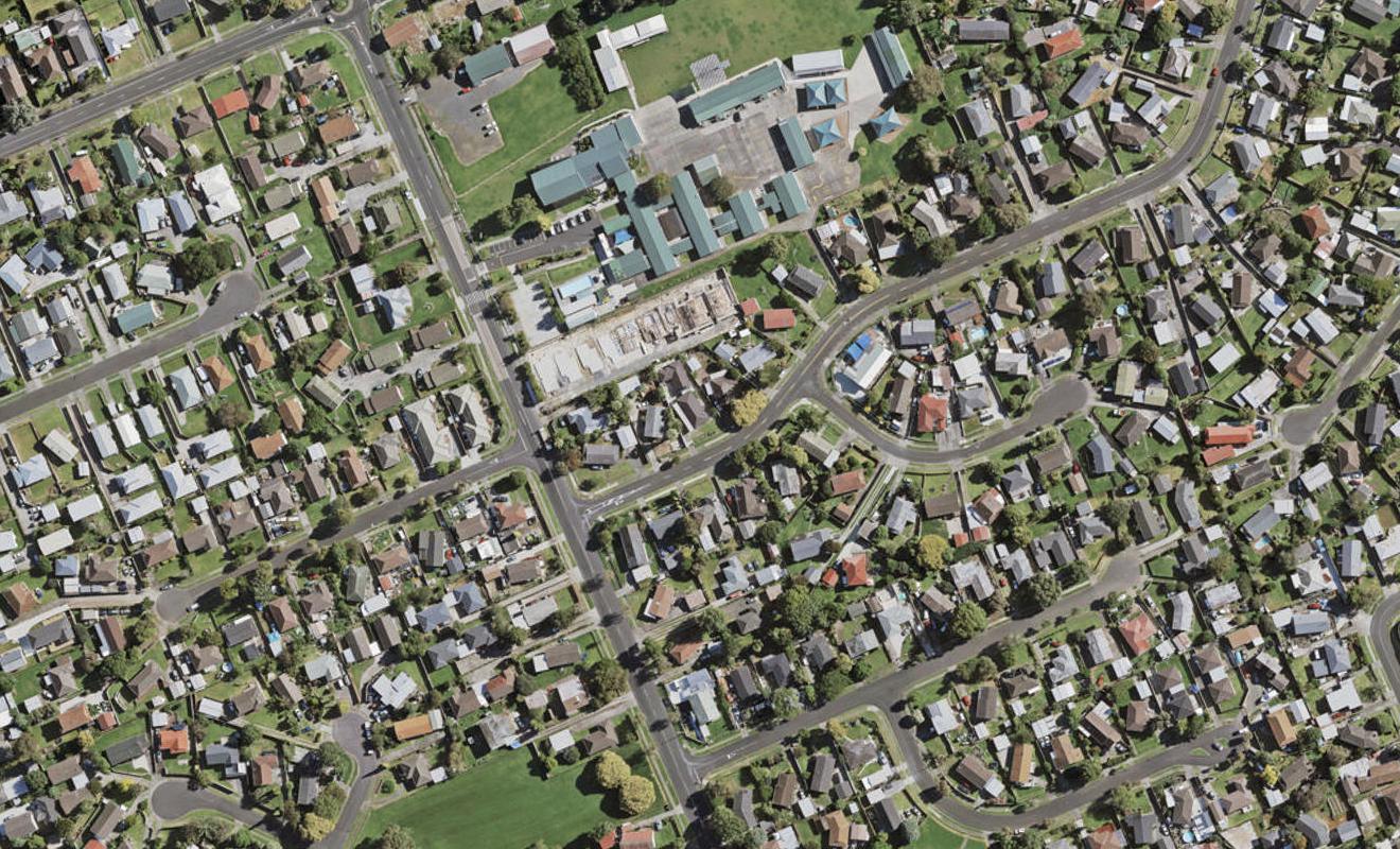 6 Aarts Avenue, Manurewa, Auckland - Carousel 1