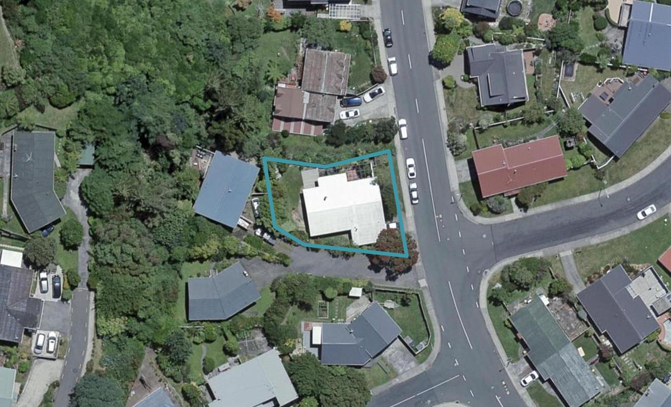 73 Churton Drive, Churton Park, Wellington - Carousel 1