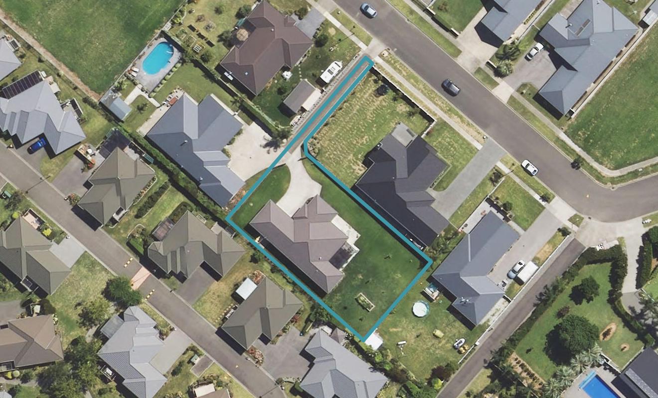 40 Sterling Park, Lytton West, Gisborne - Carousel 1