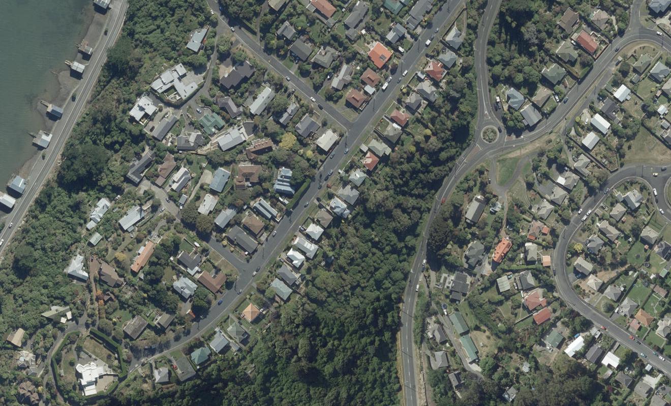25 Glendevon Place, Vauxhall, Dunedin - Carousel 1