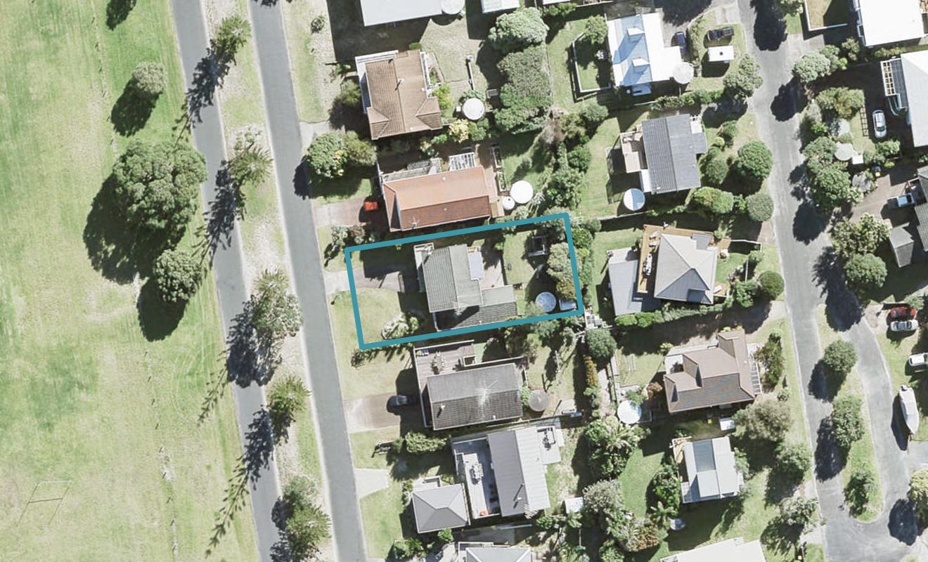 50 Omaha Drive, Warkworth - Carousel 1