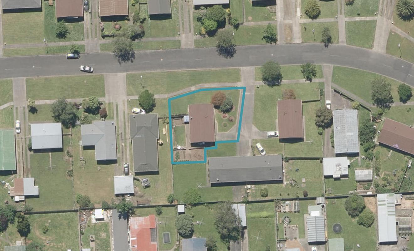 44 Hackett Street, Whanganui East, Whanganui - Carousel 1