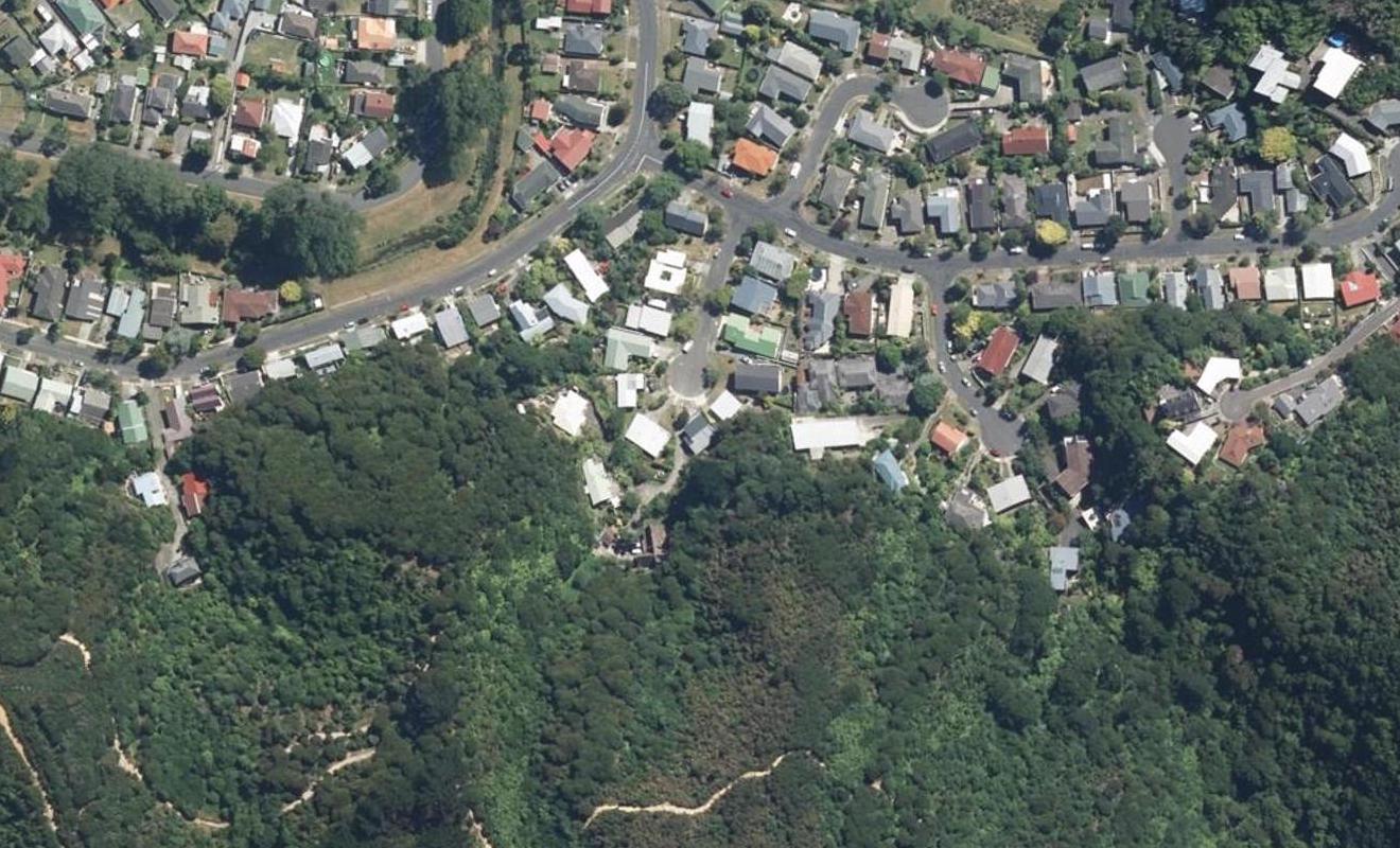 6 Volkner Grove, Waterloo, Lower Hutt - Carousel 1