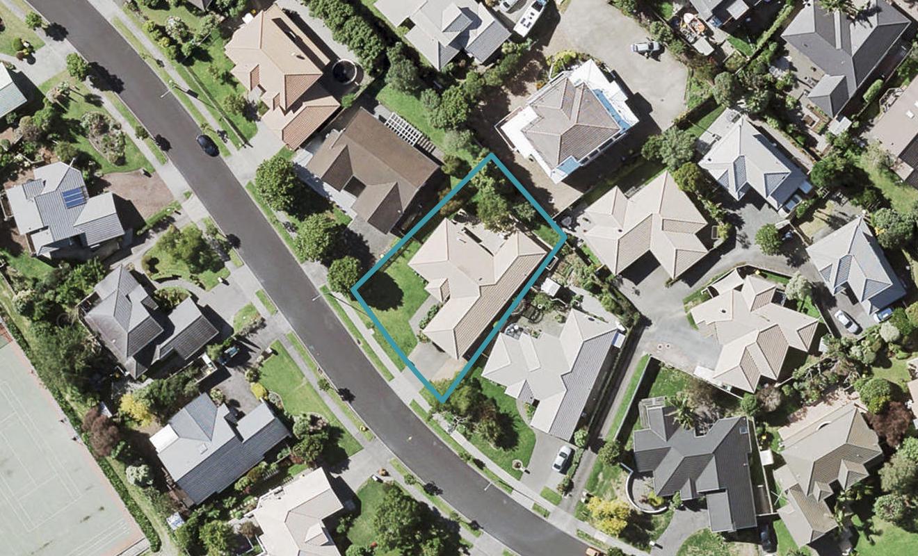 12 Woodgers Way, Somerville, Auckland - Carousel 1