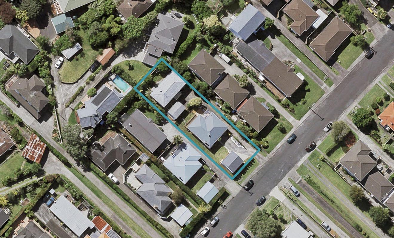 1/7 Gordon Avenue, Forrest Hill, Auckland - Carousel 1