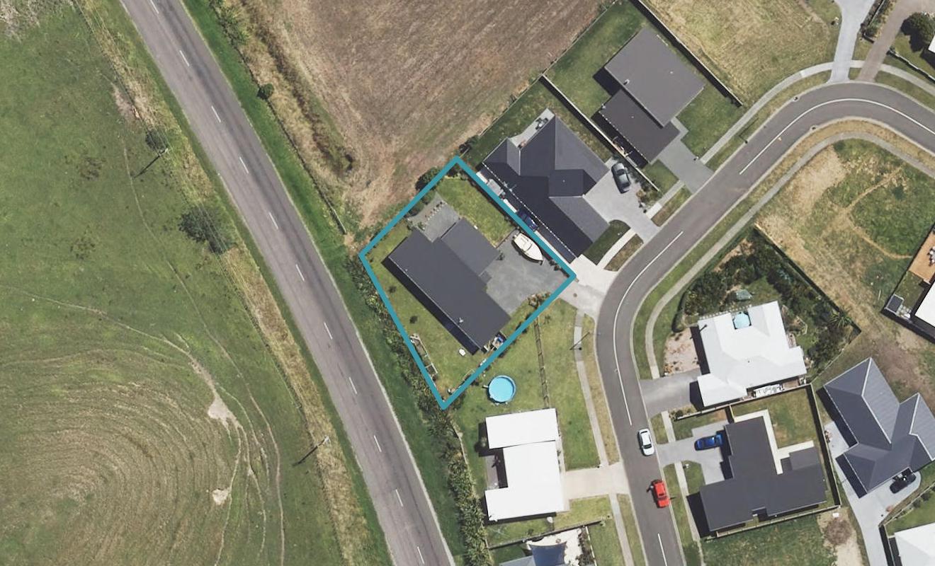 6 Tuamotu Park, Wainui, Gisborne - Carousel 1