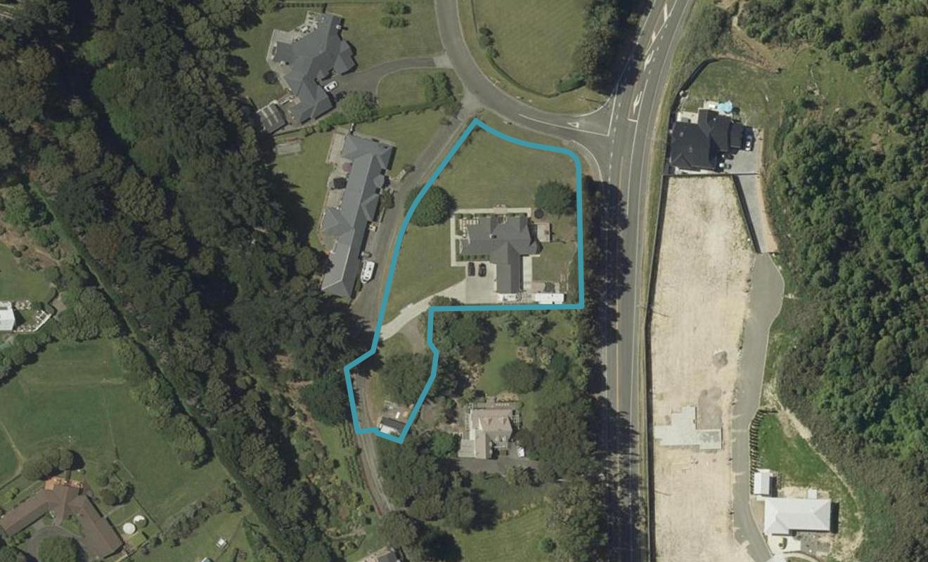 11 Homestead Lane, Fitzherbert, Palmerston North - Carousel 1