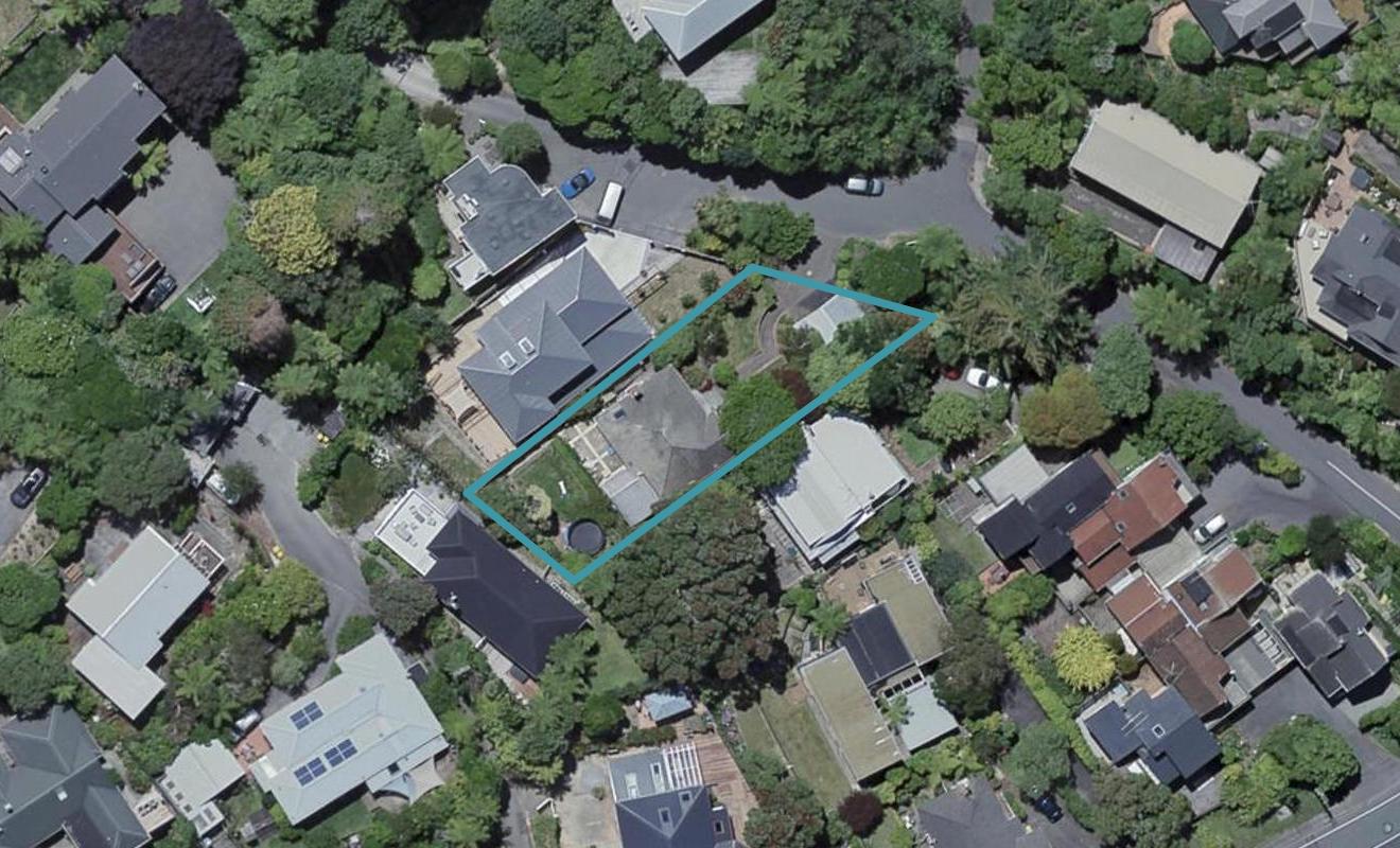 9 Kim Street, Khandallah, Wellington - Carousel 1