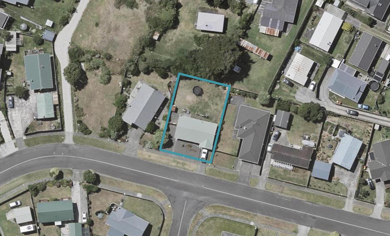 20 Karaka Street, Otaki Beach, Otaki - Carousel 1