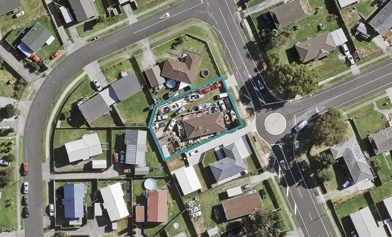 131 Shifnal Drive, Randwick Park, Auckland - Carousel 1