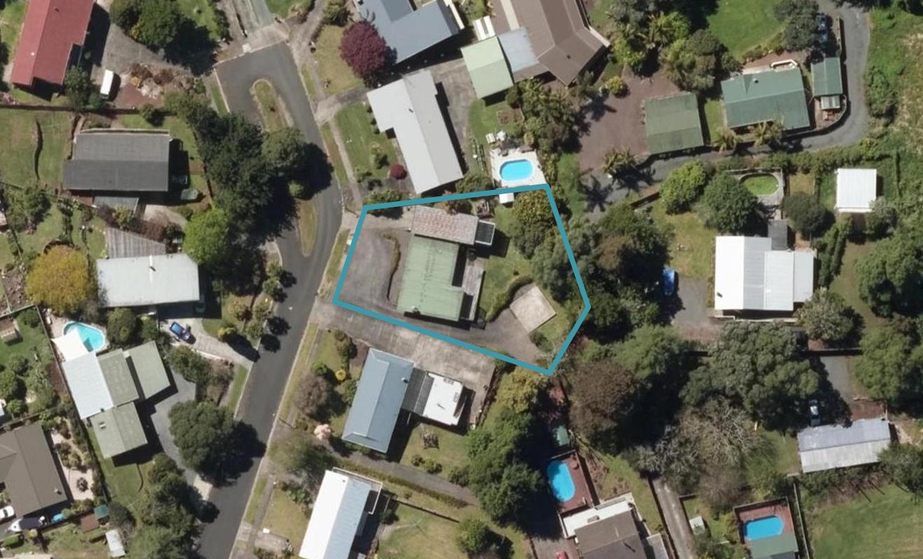 12 Rugby Place, Kamo, Whangarei - Carousel 1
