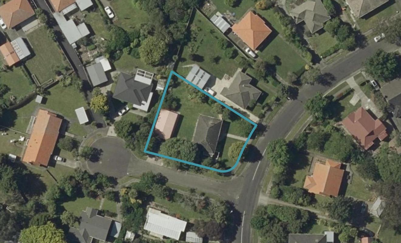 85 Savage Crescent, West End, Palmerston North - Carousel 1