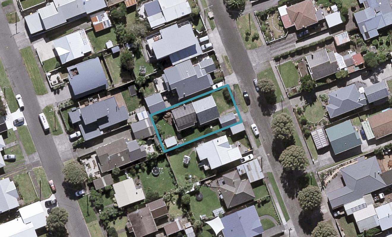 20 Record Street, Fitzroy, New Plymouth - Carousel 1