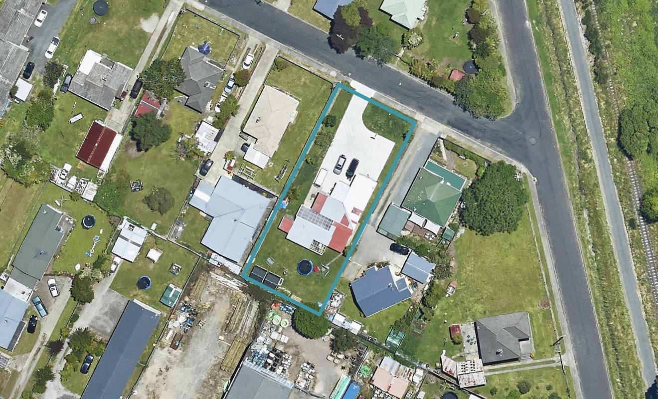 13 Murray Road, Fairy Springs, Rotorua - Carousel 1