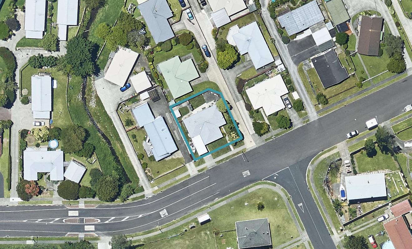 49A Esmeralda Street, Welcome Bay, Tauranga - Carousel 1