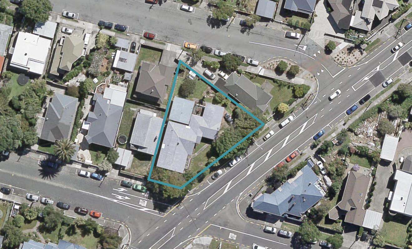 93 Kings Crescent, Hutt Central, Lower Hutt - Carousel 1