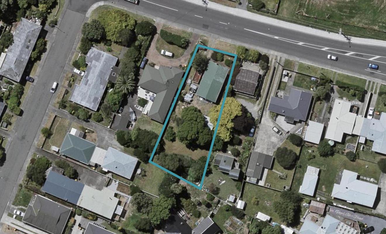 64 Raumati Road, Raumati Beach, Paraparaumu - Carousel 1